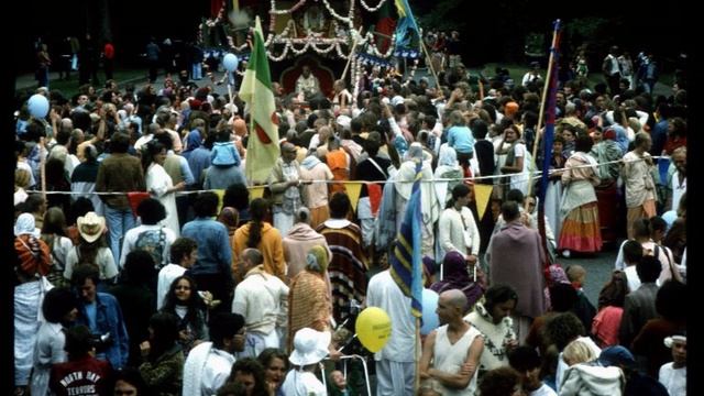 Бесполезная философия  - Божественная философияБеседа с Кимом Конишем магистром философии.