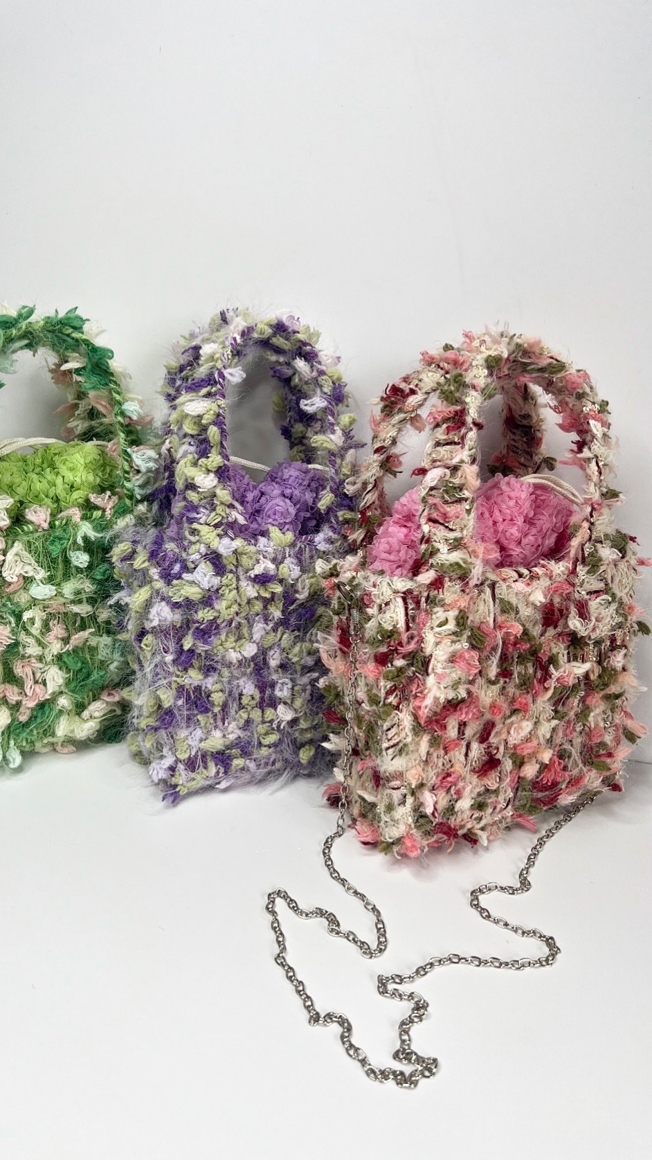 Сумочка на канве