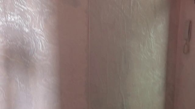 Топит квартиру на 5 этаже в мкр. Заречный в городе Назарово