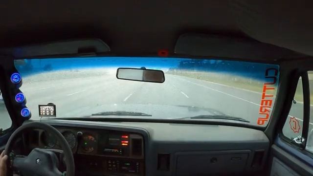 12 VALVE CUMMINS SOUNDS Камминс 12клапанный весело звучит