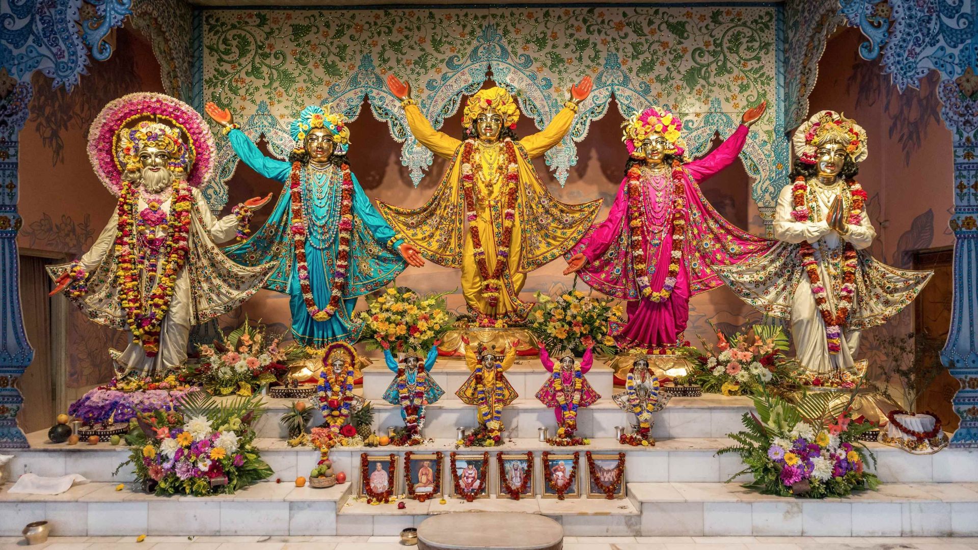 10.04.2026 ШБ 5.11.1 – Е.М. Лока-павана Гаура д.