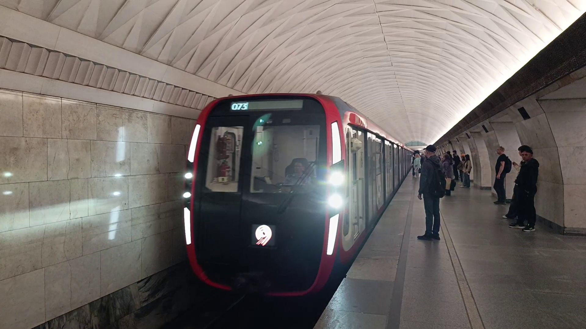 Метро Москвы красивая подборка самый красивый метрополитен в мире станция и поезд