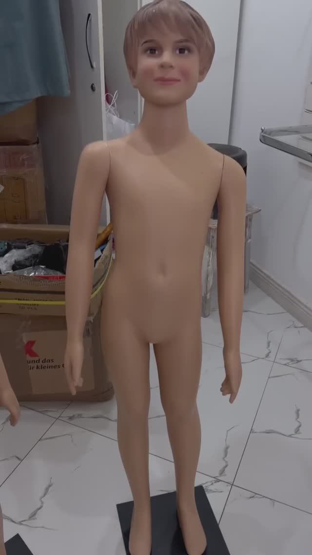 Пластиковые манекены