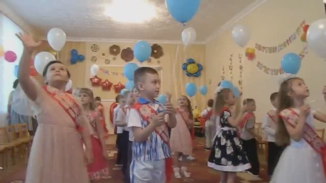 Я МЕЧТАЮ О ЧУДЕ!  Вход на выпускной.