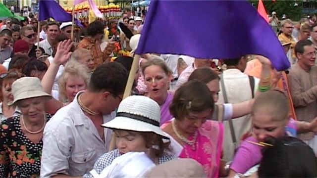 КАРНАВАЛ ЦВЕТОЧНОЙ КОЛЕСНИЦЫ