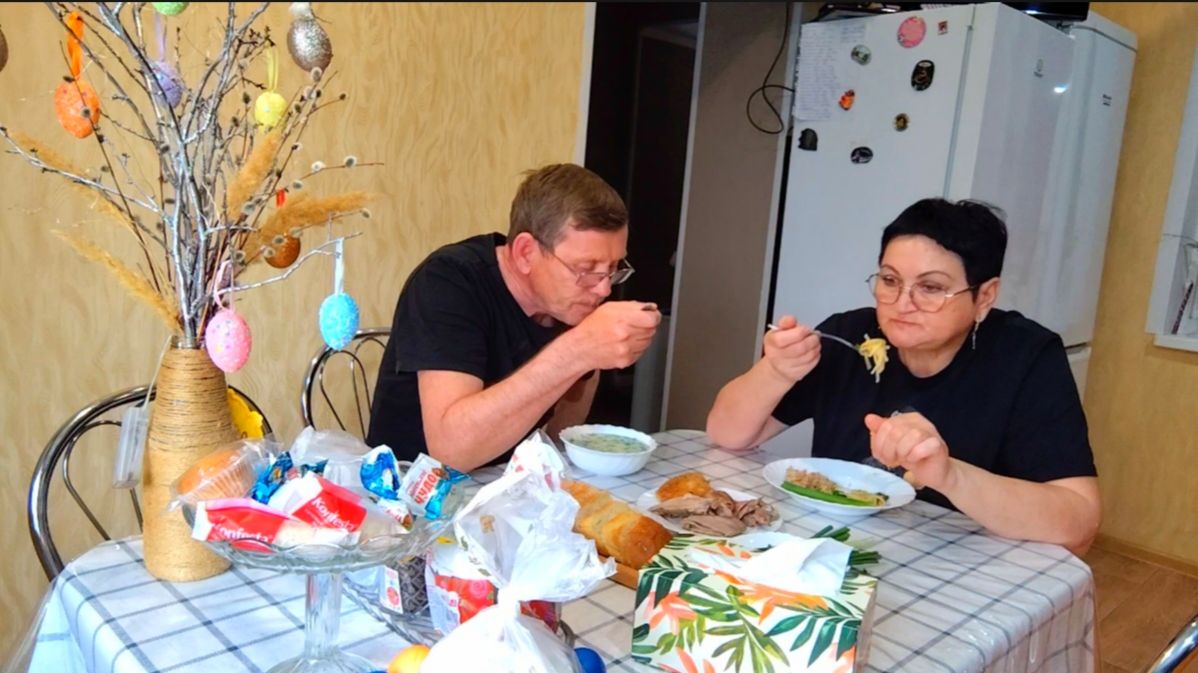 ЖИЗНЬ В СЕЛЕ:3часть/ПРИГОТОВИЛА ОБЕД, ТЕФТЕЛИ/