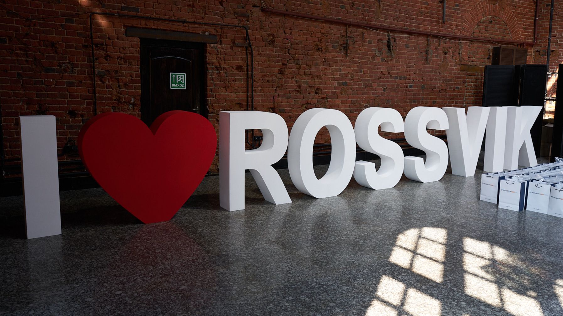 Конференция дилеров Rossvik