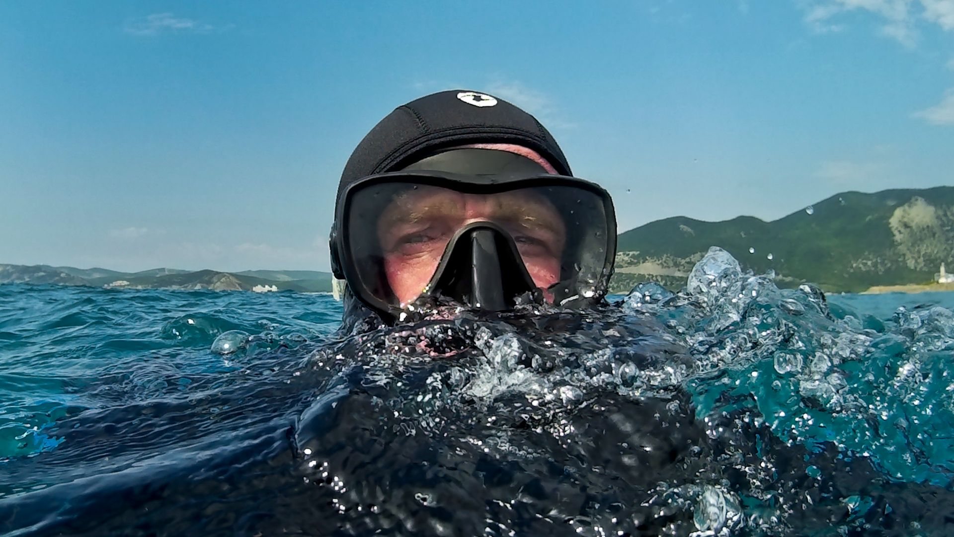 История под водой.Мотобот.