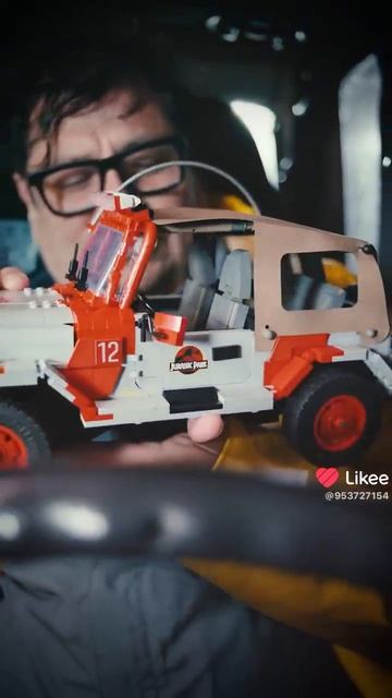 Lego Bring An Icon Back From The Past. (But Please Leave The Dino DNA Alone.) 🙏