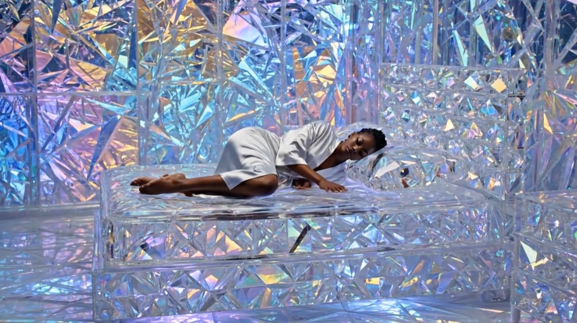 В какой кровати мечты вы бы спали?| Удовлетворяющий ASMR с ИИ