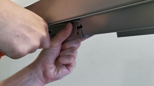 Работа бесконтактного считывателя на киоске TS-Line TL3236S