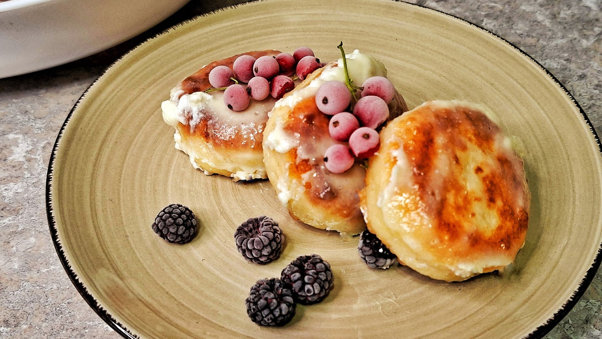 ТАК ВКУСНЕЕ! СЫРНИКИ, томленые в сметане. Просто. Быстро. Пошагово!