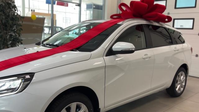 Vesta универсал Драйв 1.6 106 л.с. МТ Ледниковый