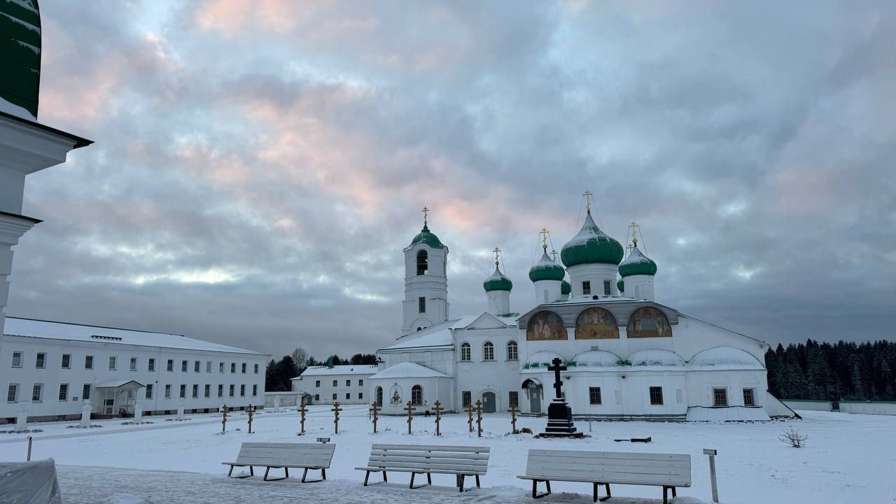 Молебен прп. Александру Свирскому. Свято-Троицкий Александра Свирского монастырь.
