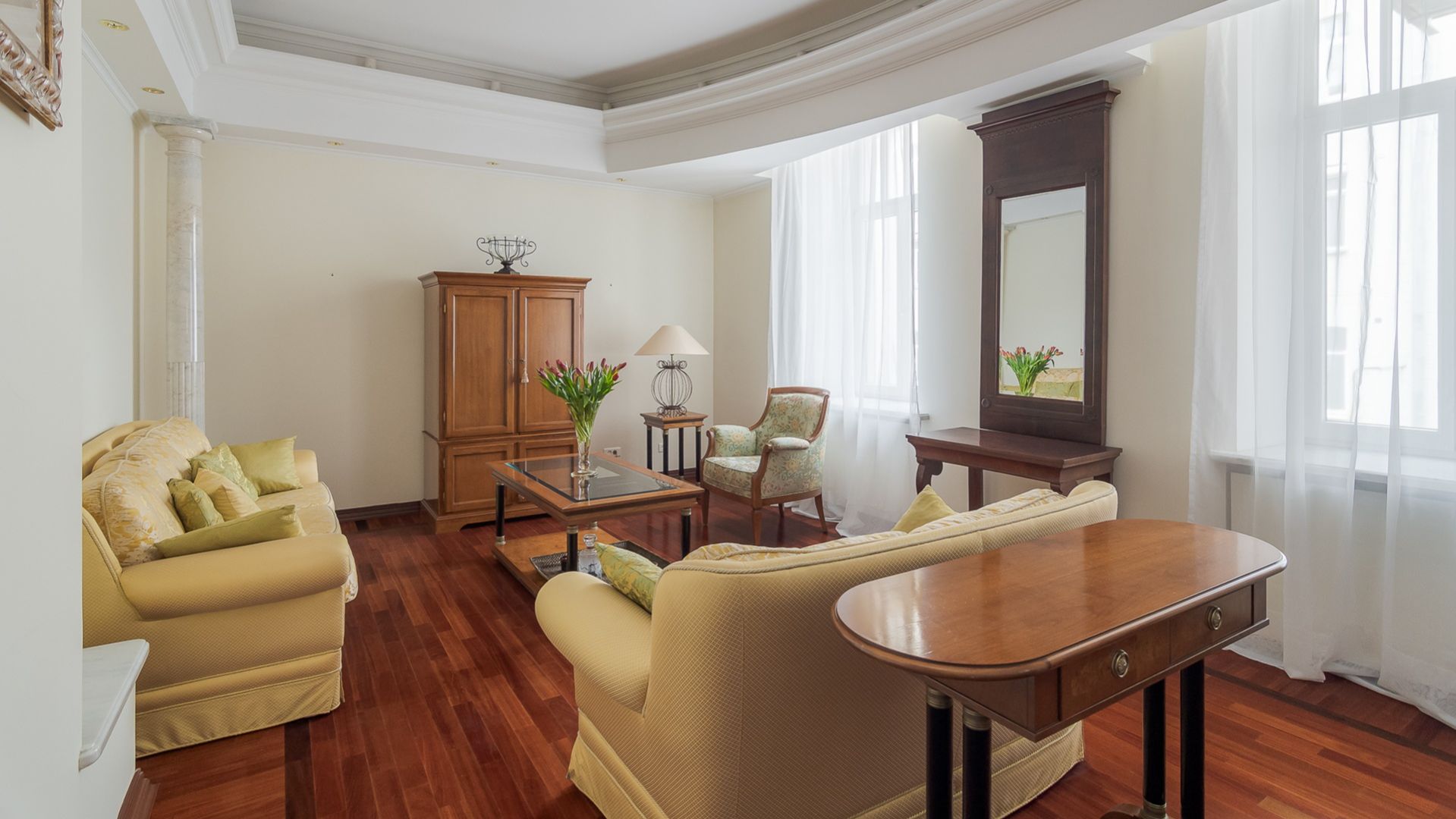 Великолепная резиденция в доходном доме Зайцева! Аренда 4-комнатной квартиры, 150 м² (ID 37701)