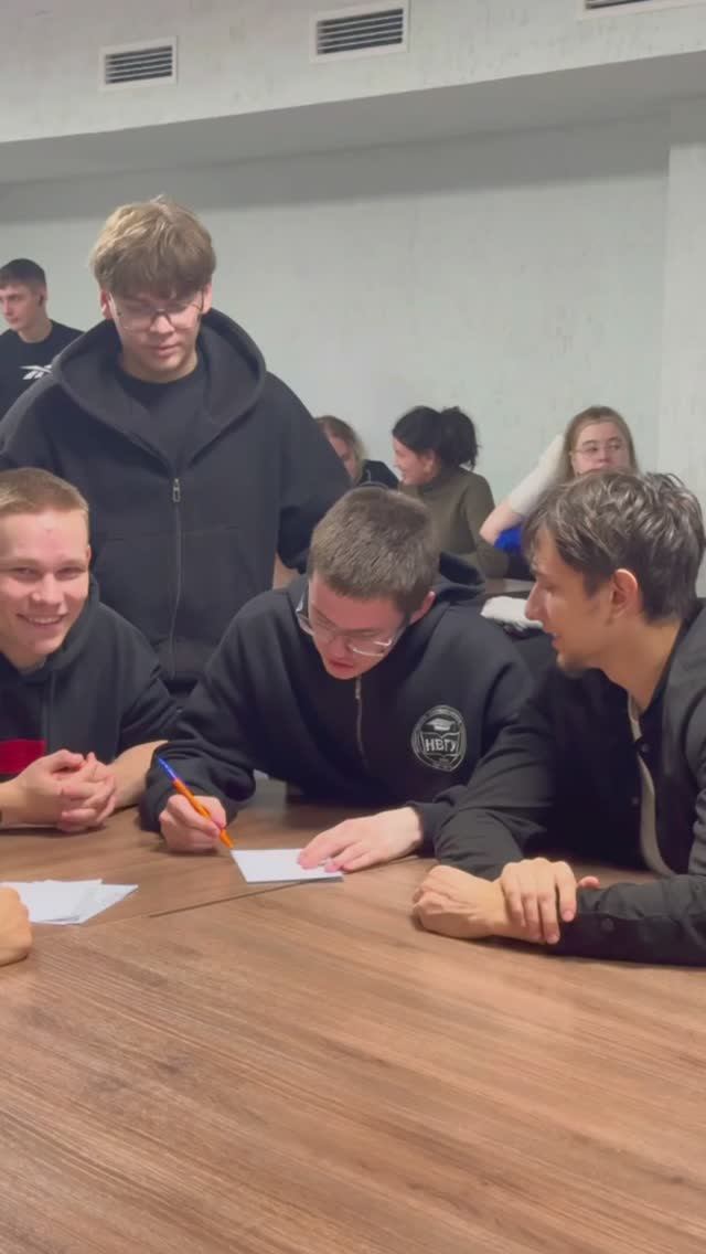 Интеллектуалы в сборе: ВАЙТ.Квиз в НВГУ