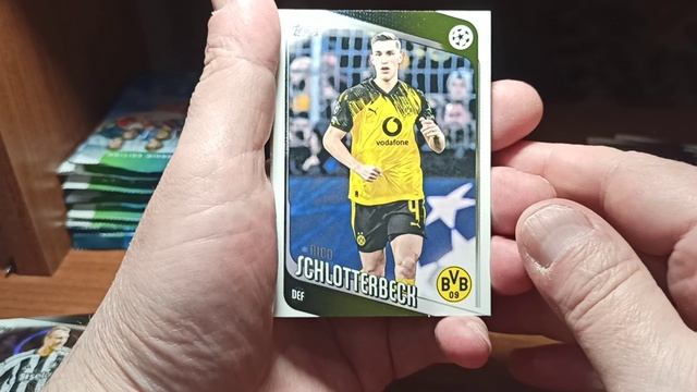 TOPPS UEFA Club Competitions 2025-26.  11.  13.04.2026