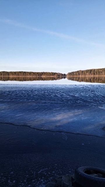 Почти растаяло, последний лёд