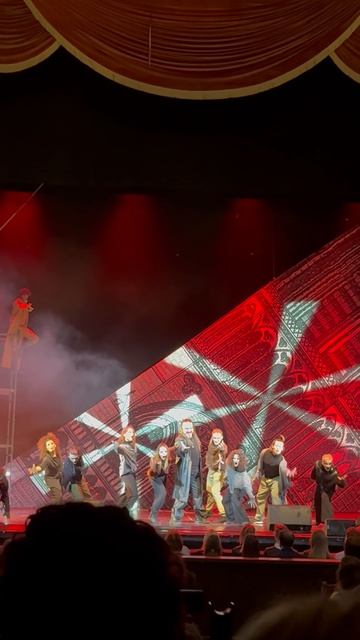 Яркие моменты мюзикла «Нотр Дам де Пари» в Санкт-Петербурге