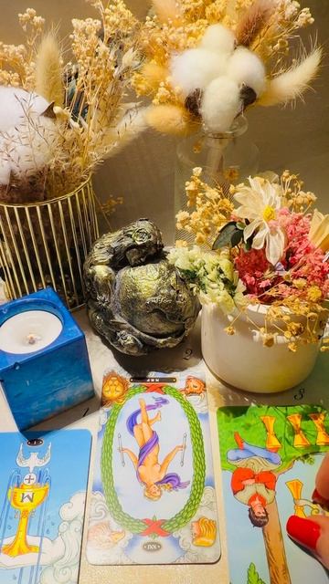 Экспресс расклад:  «Какой урок тебе нужно извлечь из 2026 года» 💭