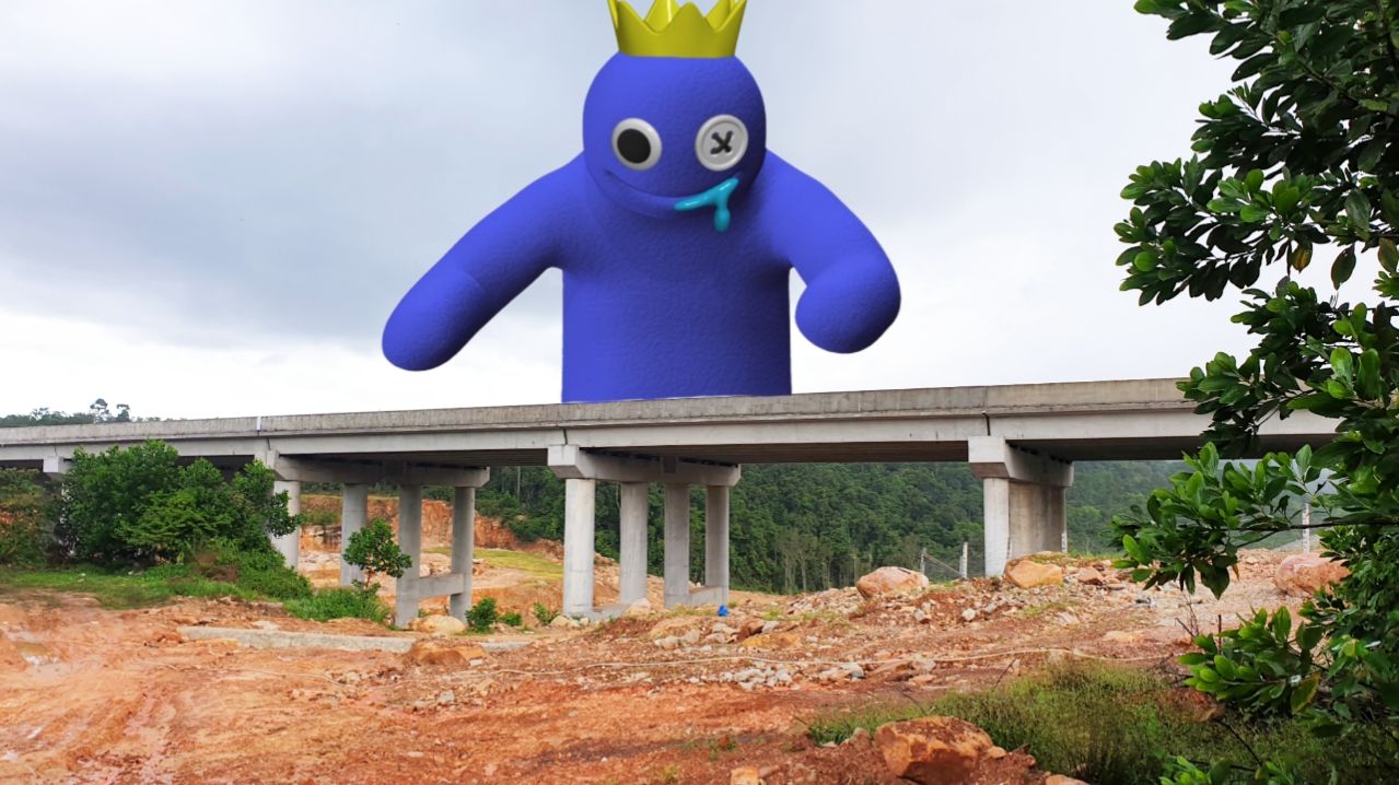 Вы должны избегать Синего из игры Rainbow Friends