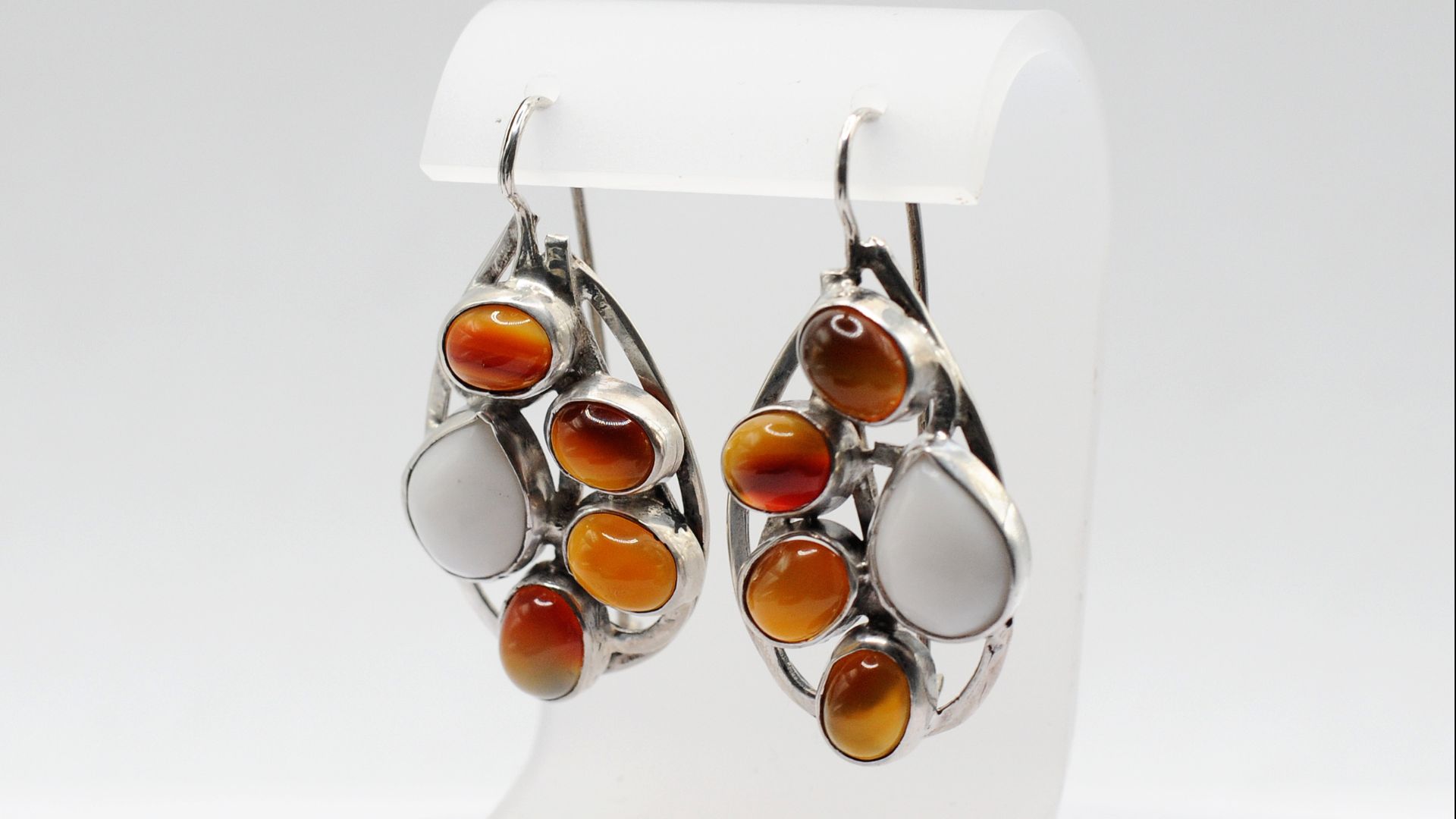 Серьги Сердолик и белый агат (Кахолонг)