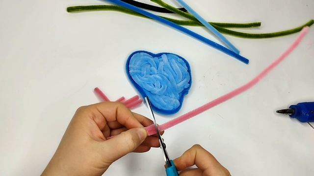 Из синельной проволоки своими руками - Милый подарок облако с сердечками