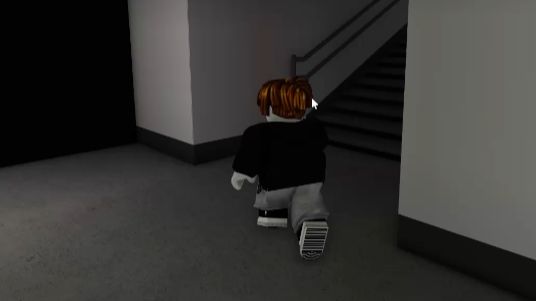 Видео про поезд и метро в Роблоксе было снято в осень