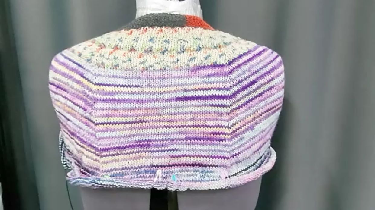 И ВОТ ТАК ВСЮ ЖИЗНЬ)))