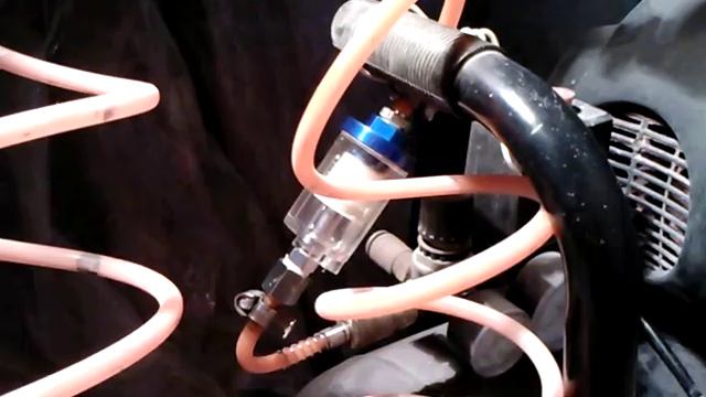 Влагоуловитель для краскопульта.