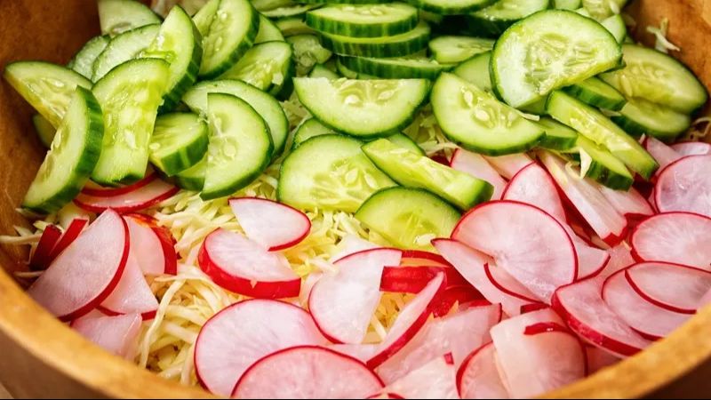 Готовлю вёдрами, ем ложками! Простой рецепт на МИЛЛИОН😊 ОБАЛДЕННЫЙ салат из капусты!