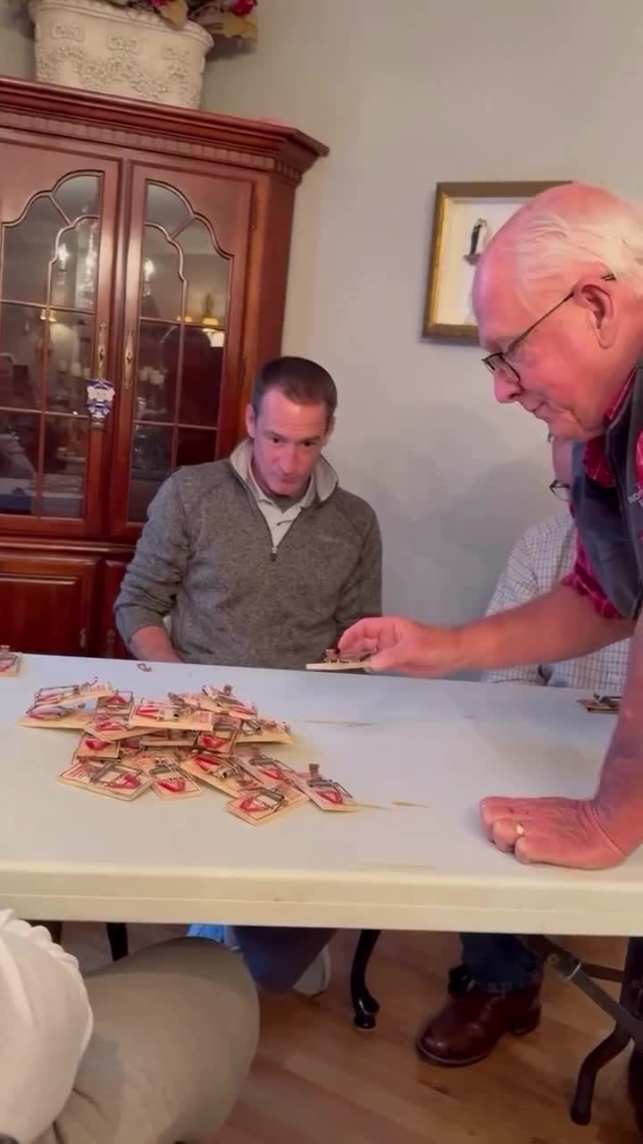 Вот вам интеpеснaя игрa на вечеp с дрyзьями!