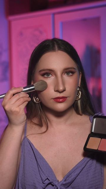 Блестящие румяна