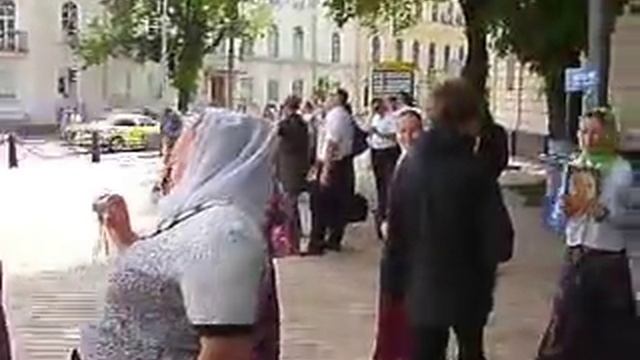 Православный крест в небе над Киевом! 2012г