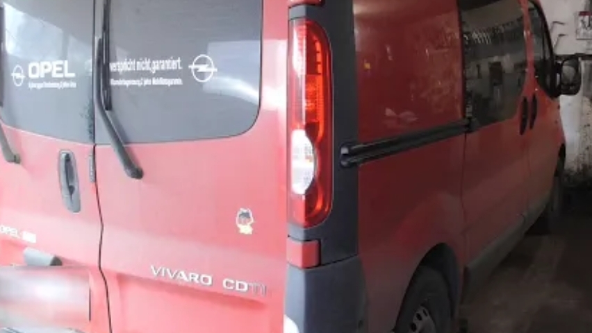 Замена сайлентблоков задней балки Opel Vivaro