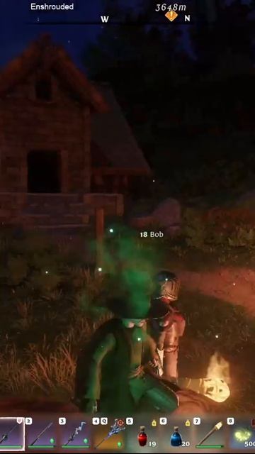 Садовый гном, любит когда его берут на ручки