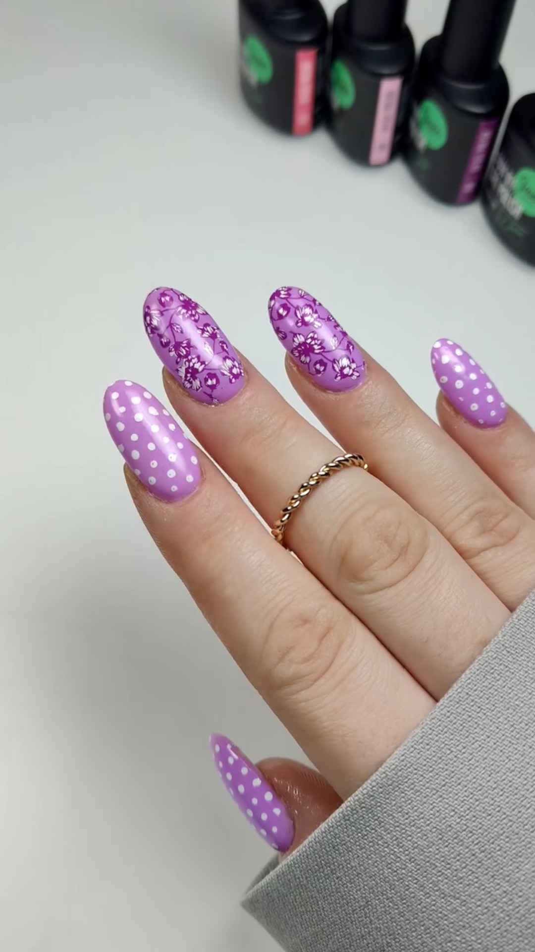 Преображаем ногти с помощью стемпинга💜