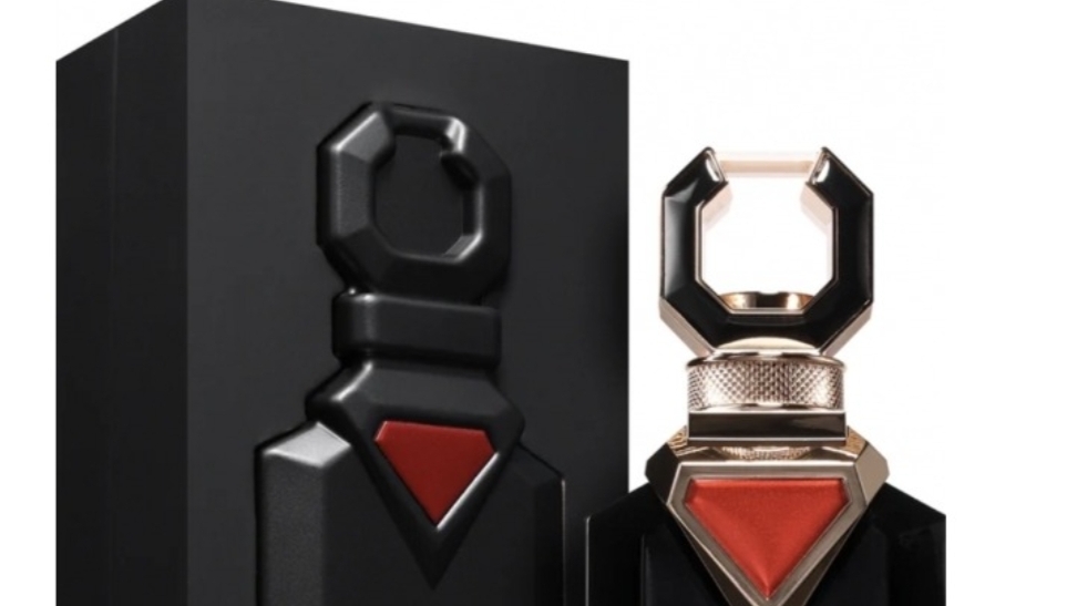 FRANCH AVENUE AMBER EMPIRE. Стойкий приятный аромат.