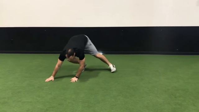 Lateral Gorilla Walks | Боковые перешагивания гориллы - походка