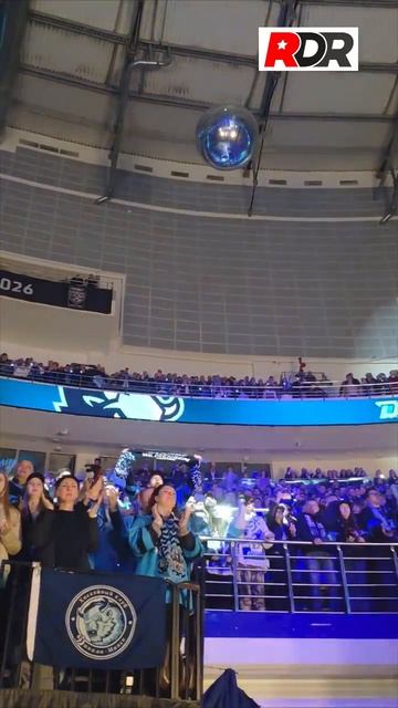 Атмосфера большого хоккея на арене