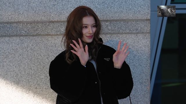 Прекрасная Сана Минатодзаки из TWICE! Пару минут... ВИДЕО В 2К!