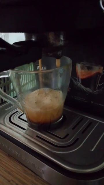 Утренний кофе со снегом