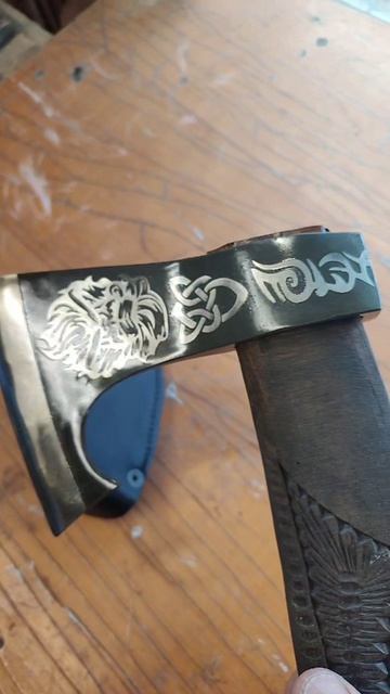 Тамагавк викингов.