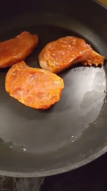 острый мужской сендвич с вырезкой