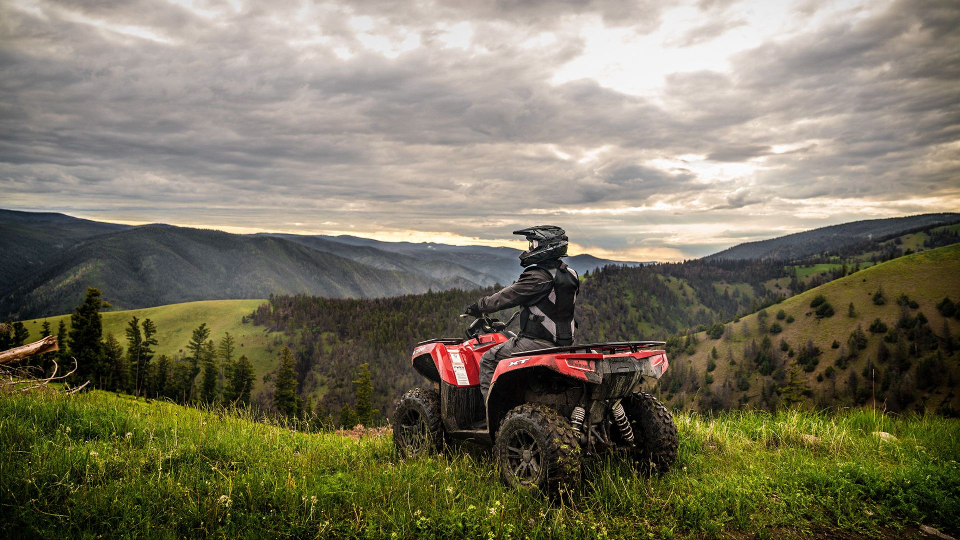 Пробую кататься нв электроквадрике
