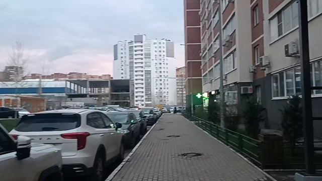 Вот Уже 14 АПРЕЛЯ. Хороший день. Просто на прогулке. ДВИЖЕНИЕ ЭТО ЖИЗНЬ....