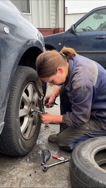 Борьба с неисправностями: когда удача покидает нас #авто #ремонт #проблемы