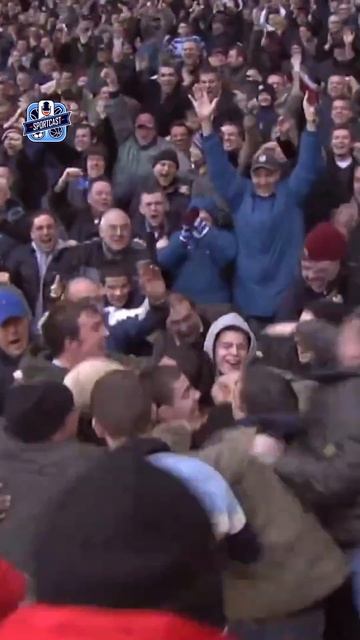 ✨За карьеру в АПЛ лн провёл более 200 матчей, в которых отметился 84 голами и 33 голевыми передачами