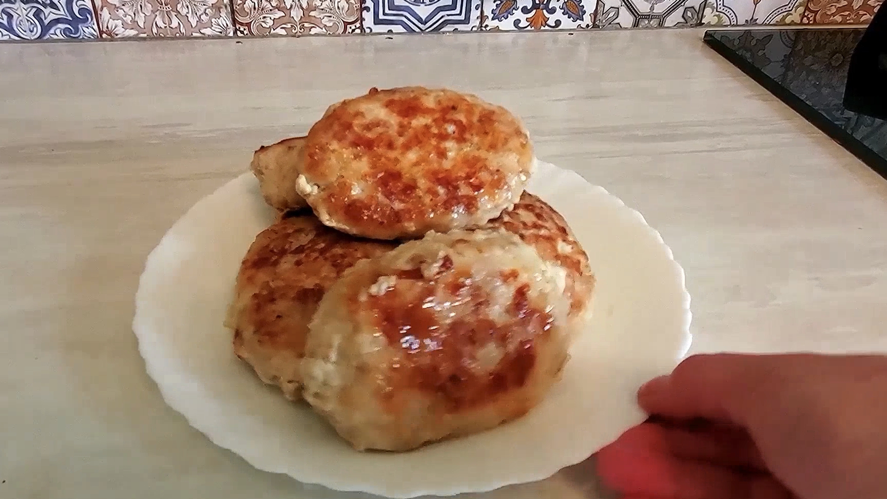 Вкусные котлеты с картофельным пюре!