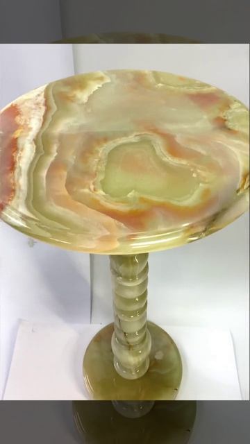 Стол из оникса 400*400*680мм. 1212504-11